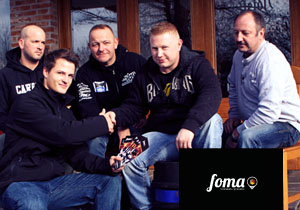 Christian Klika mit Foma Team - Werbelinie für Foma